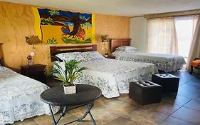 Hostal Harepakoba